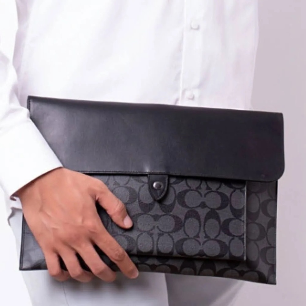 Coach Laptop Case (13 in.) in Signature Canvas